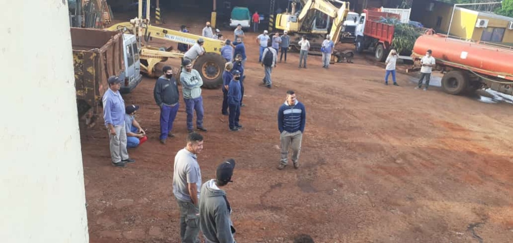 Se mantienen las diferencias en el conflicto salarial de Eldorado