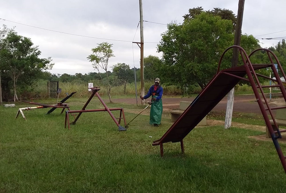 Operativos de limpieza siguensin contratiempo en Posadas