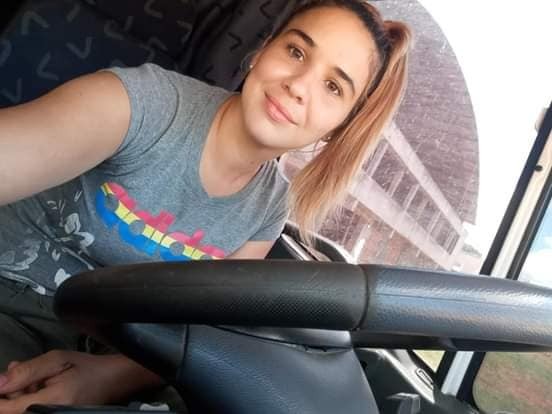 Madre soltera y camionera: todos los días sale a las rutas para darle lo mejor a sus hijos