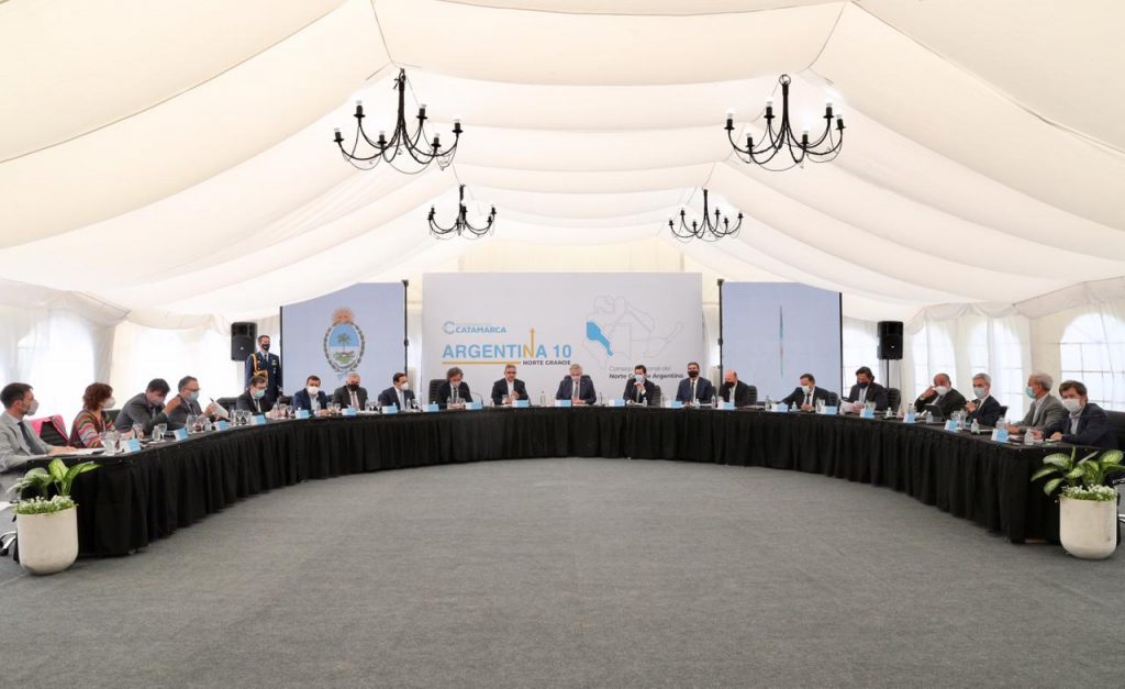 Editorial: El desafío de generar trabajo necesita más incentivos fiscales