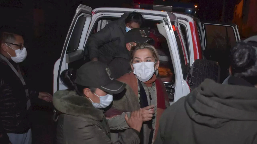 Desde la cárcel, Áñez denuncia que es víctima de abusos