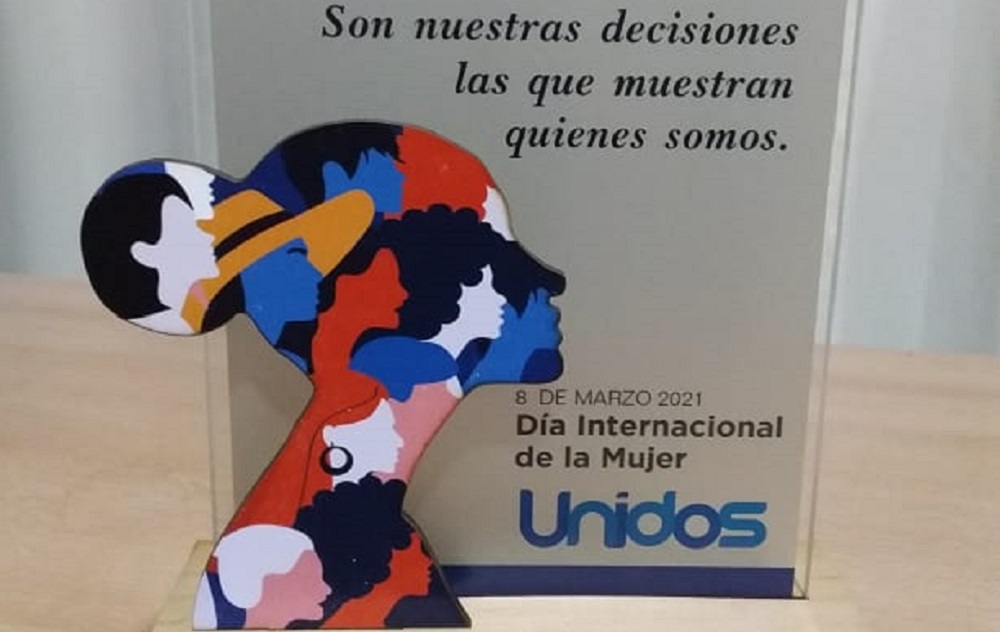 Reconocimiento al personal policial femenino en Puerto Rico