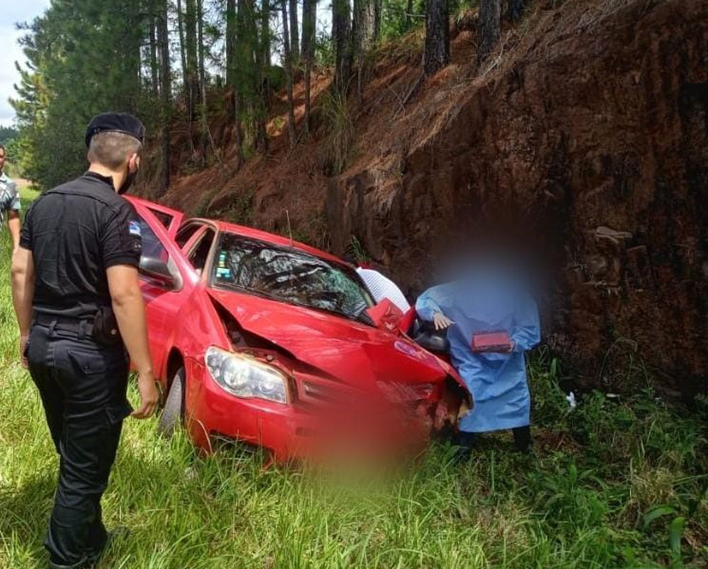 Un hombre lesionado tras despiste en la ruta 14