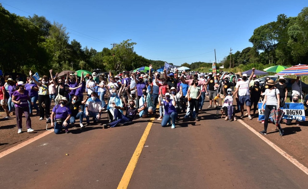 Docentes continuarán el paro esta semana y la próxima