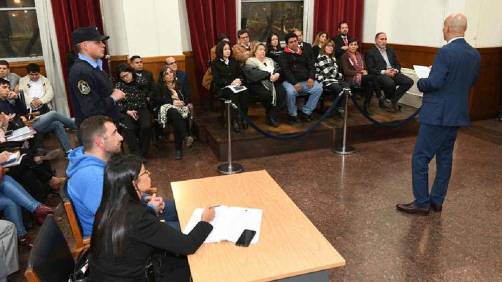 “Al juicio por jurados hay que difundirlo, que la gente sepa de que se trata”