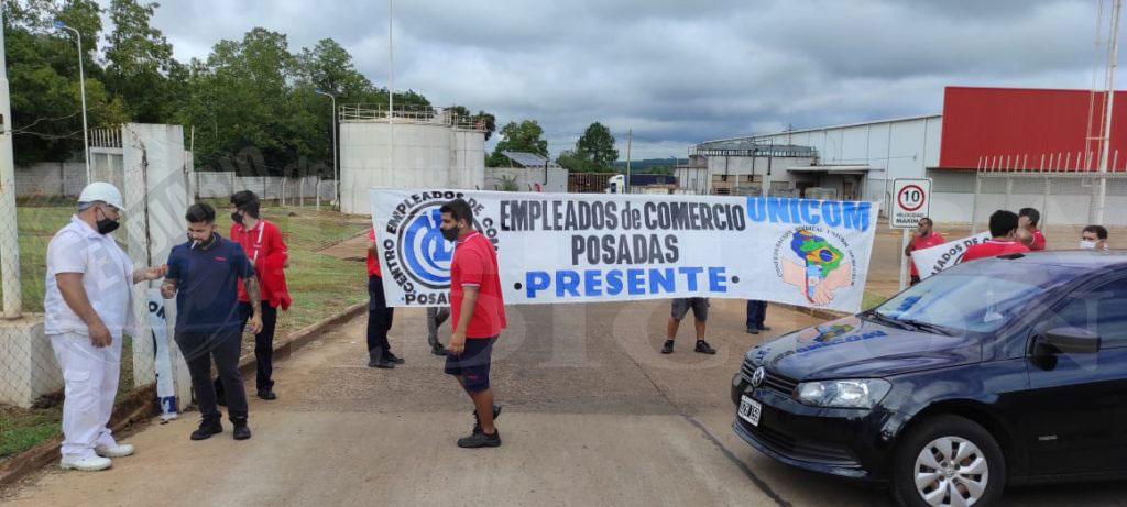 Empleados del Makro volvieron al paro