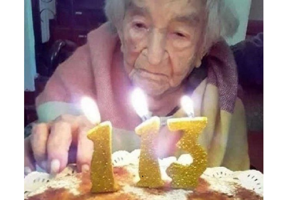 Una paraguaya es la segunda recuperada de COVID más longeva del mundo