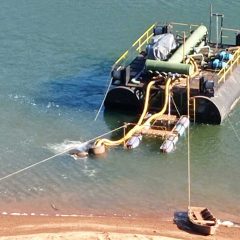 Bomberos de otras ciudades se sumaron a la asistencia de Iguazú