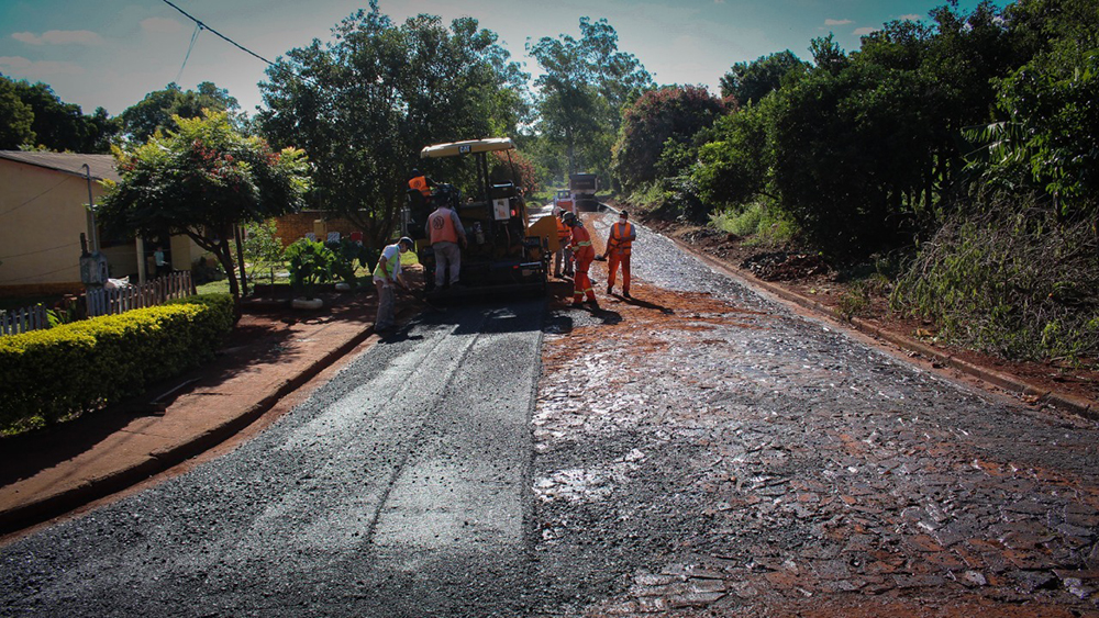 Tres Capones mejora su infraestructura vial