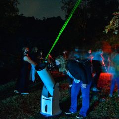 Astroturismo: selva, agua y un cielo guaraní