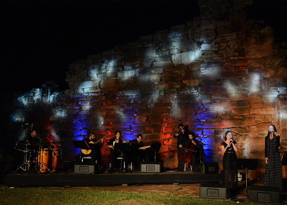 Ensamble Musical Nuestras Raíces