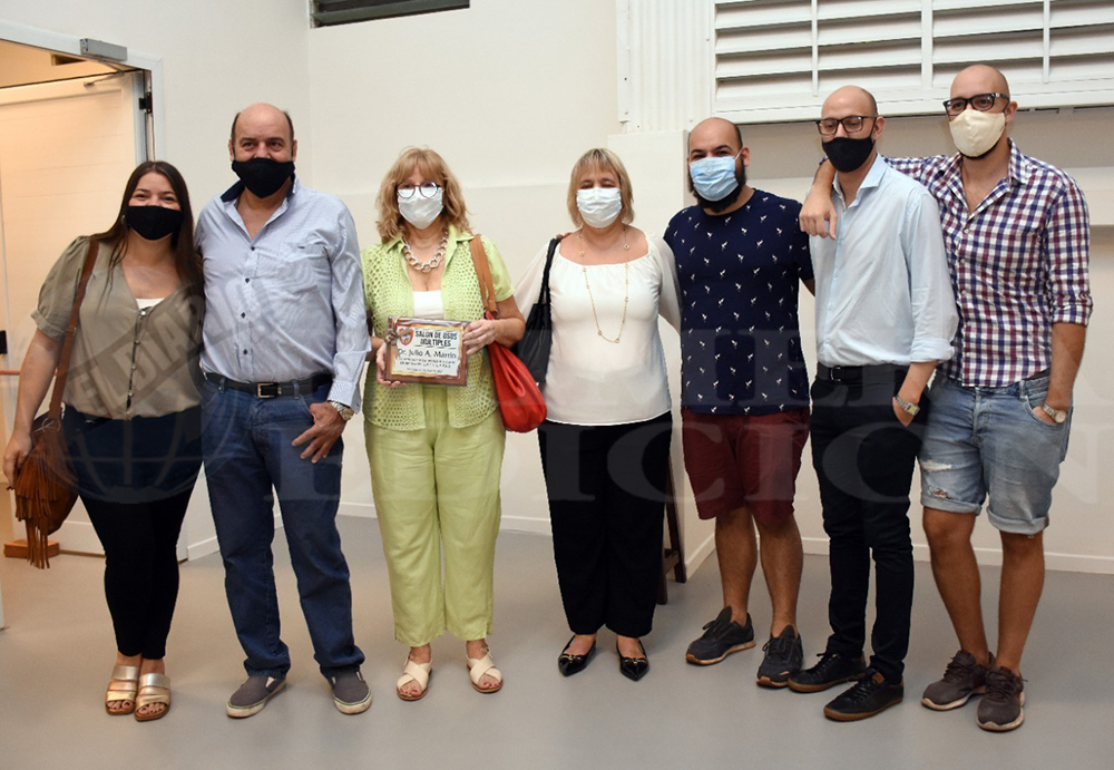 El club CAPRI presentó anoche su nueva sala de fiestas y eventos deportivos.