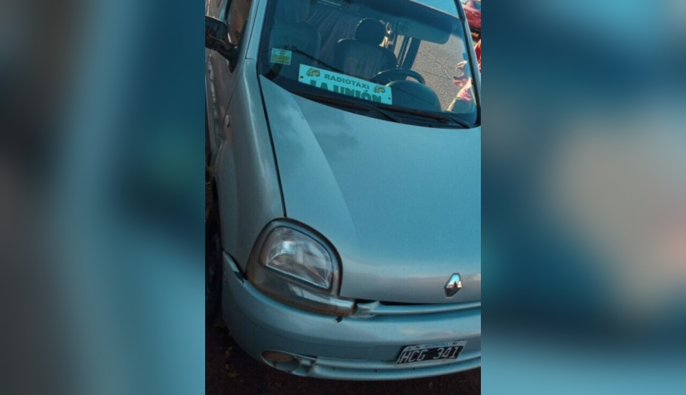 En un violento asalto, golpearon y le robaron el auto a un remisero