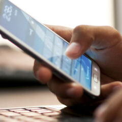 ENACOM aclaró que los aumentos de telefonía, internet y cable "no están autorizados"