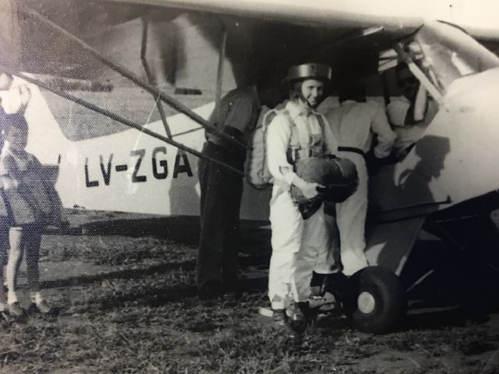 Posadas: quieren honrar con una calle a una pionera del paracaidismo