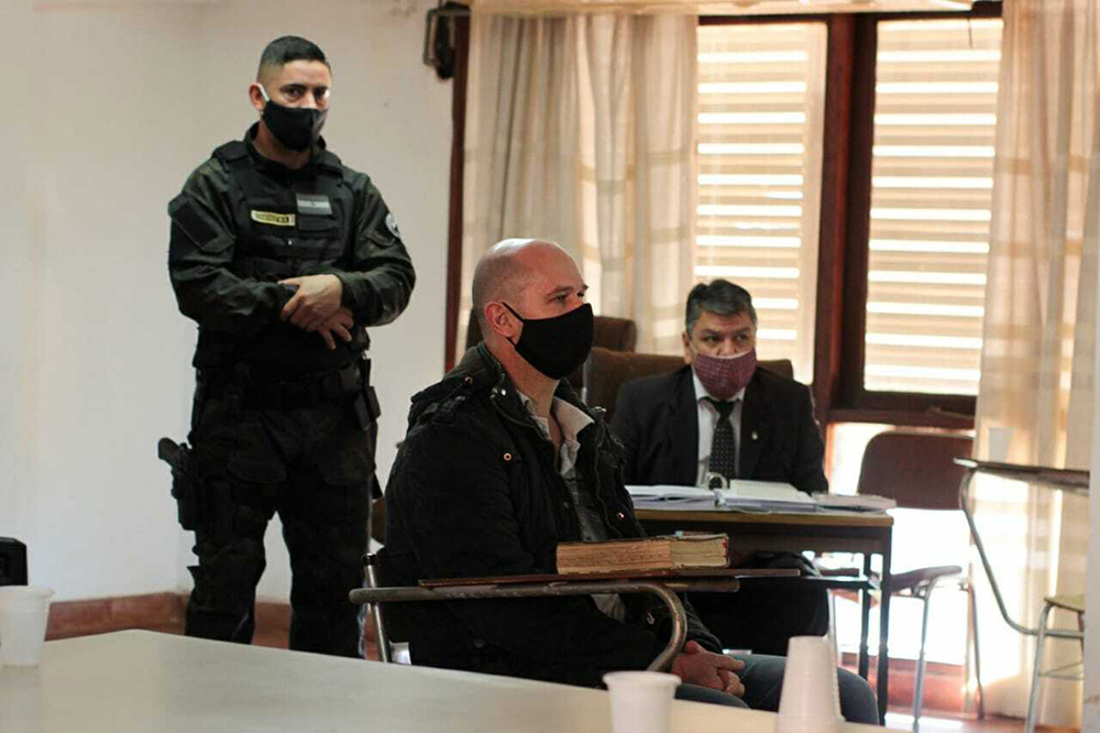 Condena a 16 años al policía por intento de femicidio y homicidio