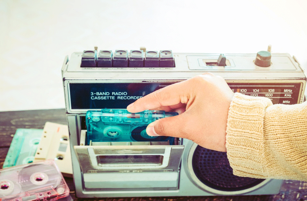 ¿Qué versión te gusta más? Estas canciones eran covers, y quizás no lo sabías