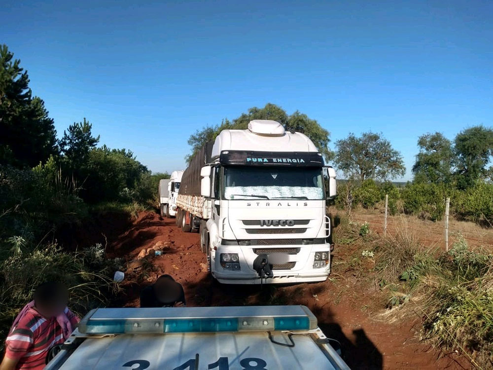 Incautan otros tres camiones con más de 100 toneladas de soja en San José