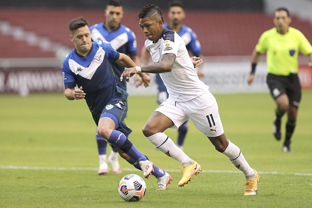 Vélez perdió ante Liga de Quito en Ecuador