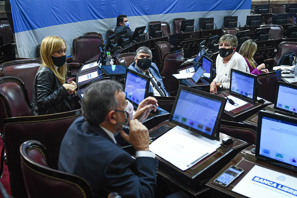 Superpoderes: el proyecto sorteó el Senado y fue girado a Diputados