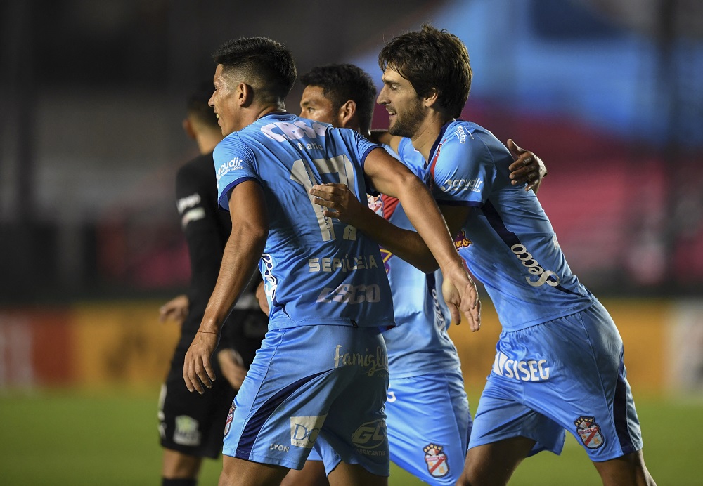 Tremenda clasificación de Arsenal a octavos de la Copa Sudamericana