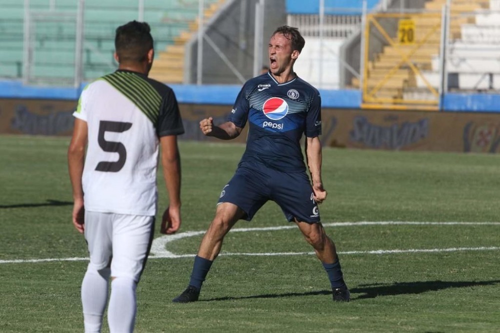 El misionero Klusener marcó y su equipo ya está en semifinales