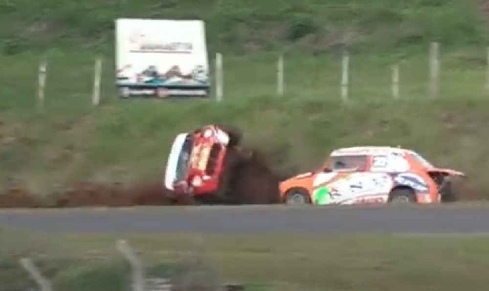 Misionero de Pista: “chapa” y hasta un vuelco en la final de la Copa Fiat