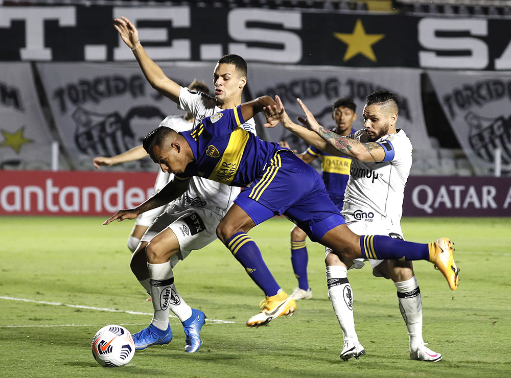 Boca perdió y empieza a complicar su clasificación a octavos