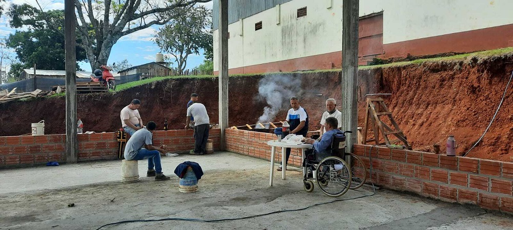 Avanza a buen ritmo el edificio de los bomberos de Terciados Paraíso