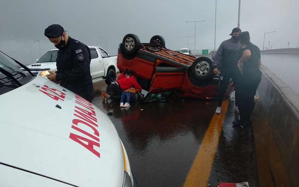 Despistó un vehículo sobre la costanera de Posadas