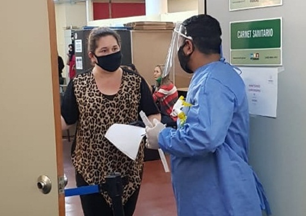 Carnet sanitario: este año ya se emitieron más de 5 mil certificaciones