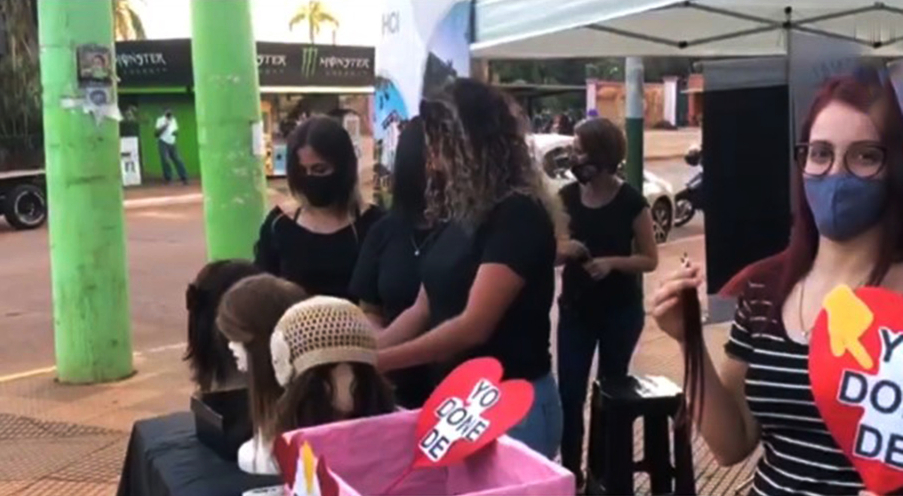 Colecta solidaria: se donó cabello para tres pelucas oncológicas