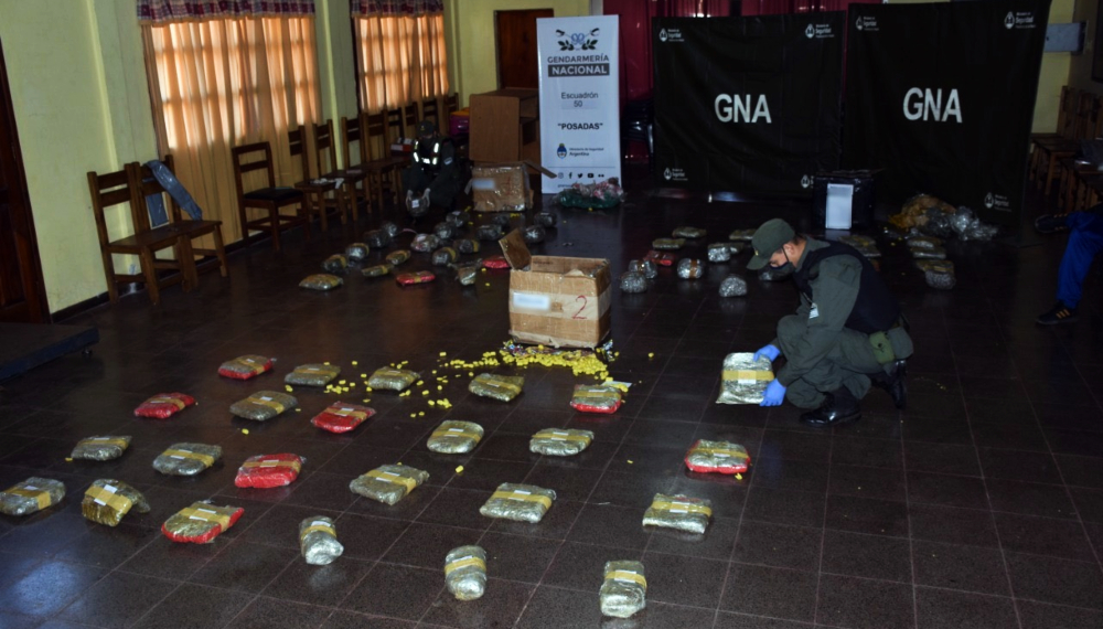 Interceptaron encomienda con 45 kilos de “caramelos” de marihuana