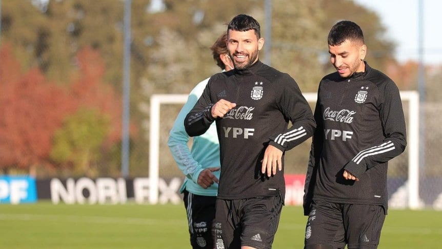 Eliminatorias: Agüero y González entrenaron a la par del grupo
