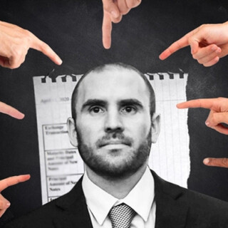 Continúan las presiones para cambiar la política económica