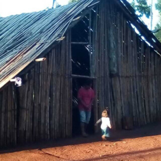 El consumo de alcohol y drogas es una problemática que llegó a las aldeas mbya