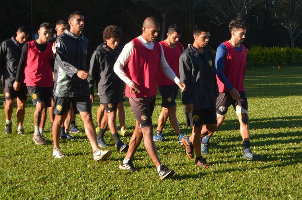 Crucero prepara el equipo para visitar a Central Norte.