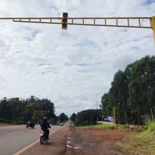 Retirarán semáforos ilegales sobre la Ruta Nacional 12