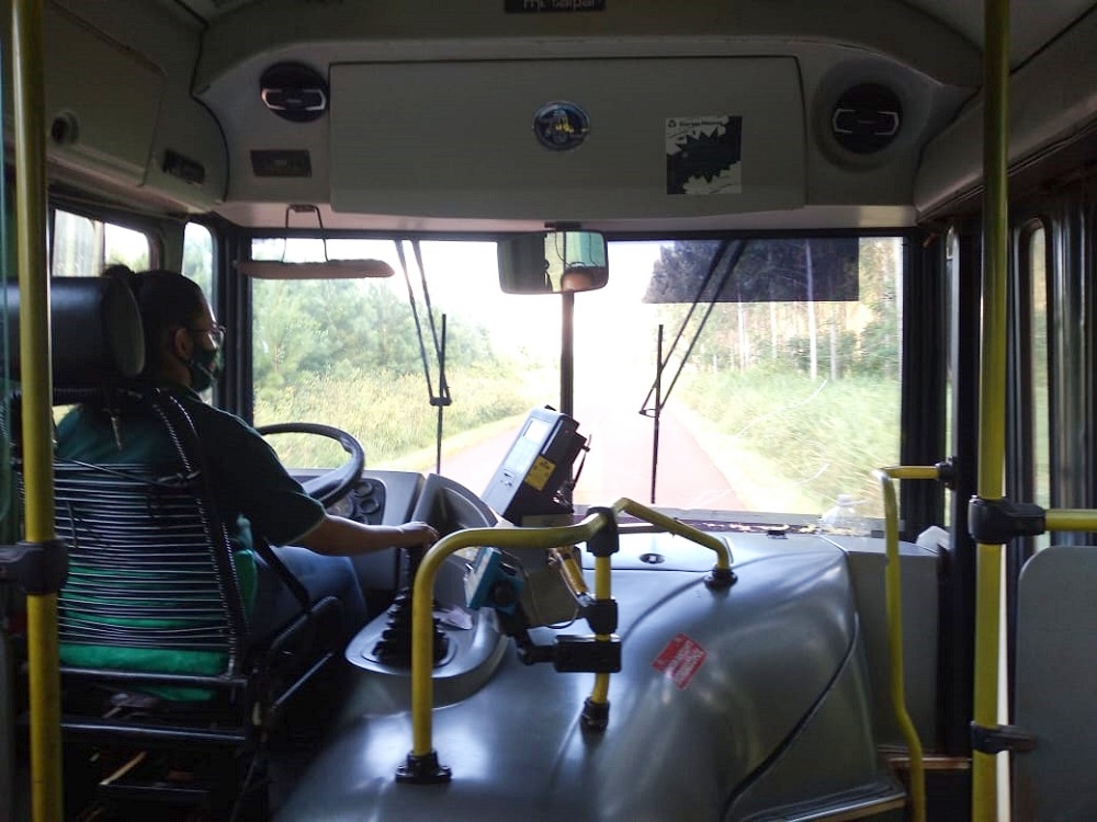 Impulsan la contratación de mujeres como choferes de colectivos y micros