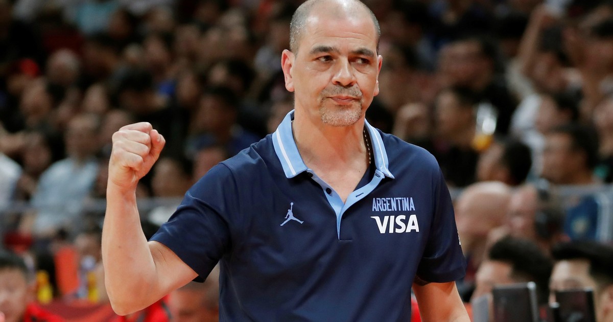 Básquetbol: Hernández dio la lista de los 15 jugadores de la preselección olímpica