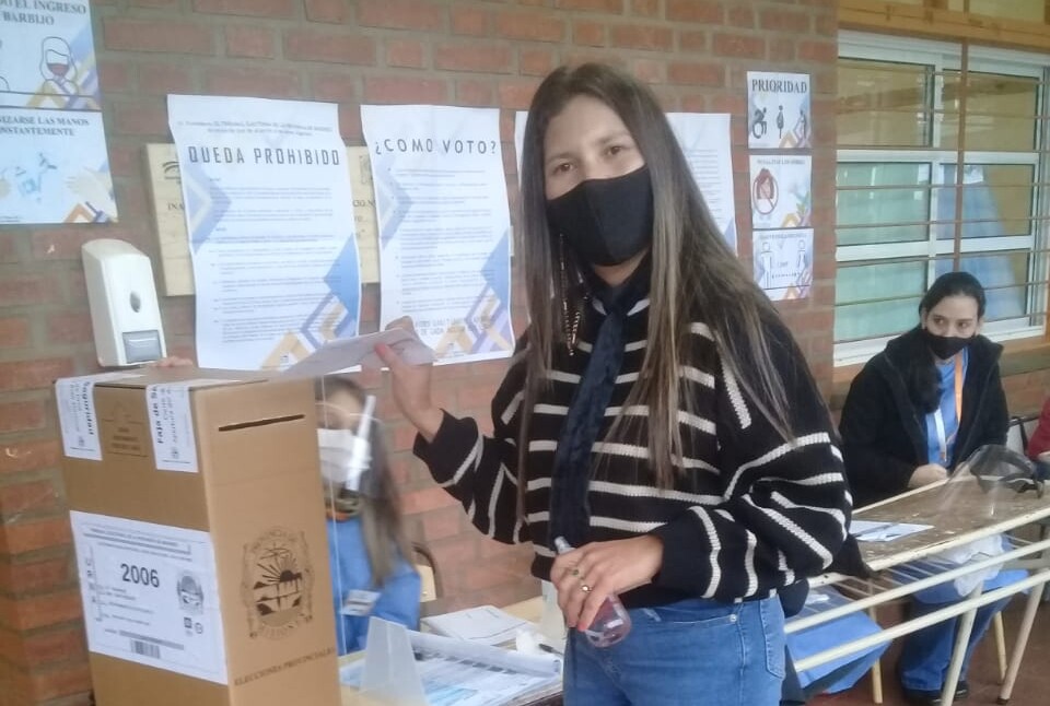 Blanca Alvez votó en San Vicente: “La chacra va a salir igual”