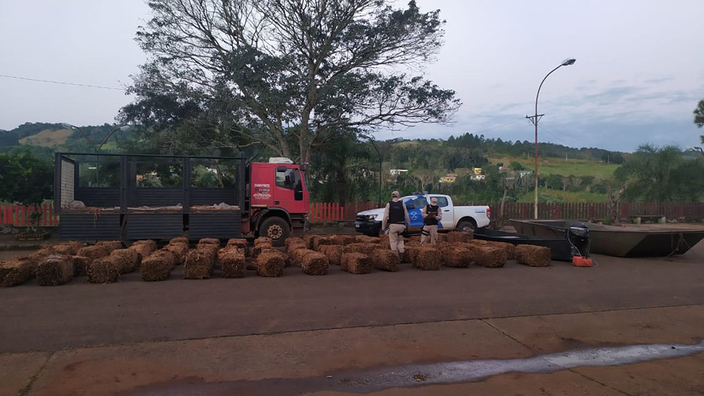 Decomisan un cargamento de más de 2 toneladas de tabaco en El Soberbio