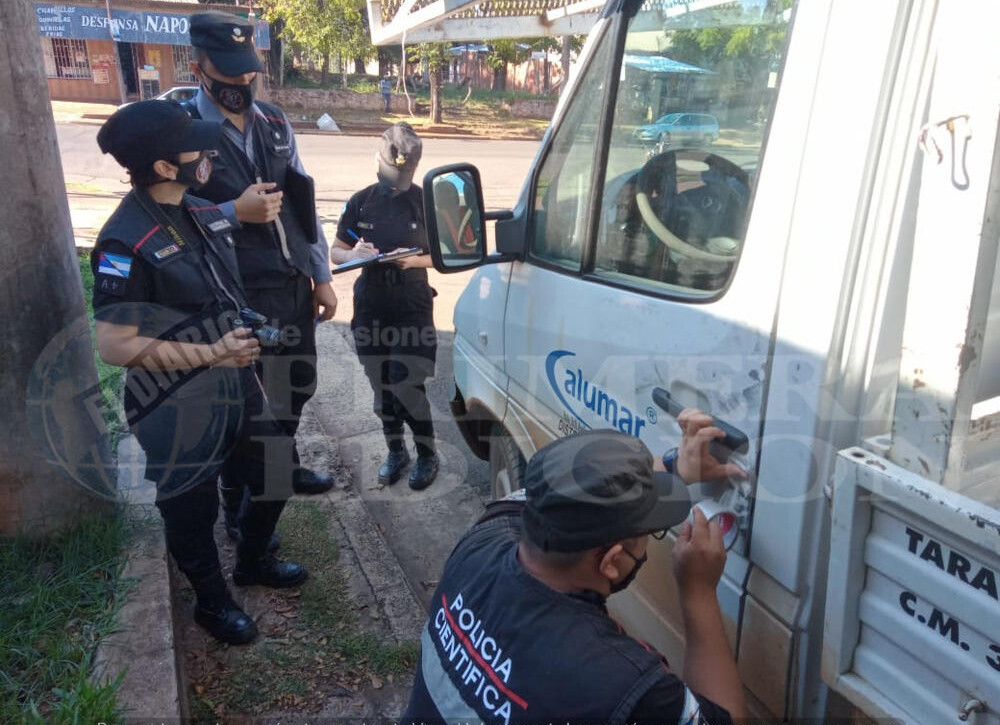 “Motochorros” a punta de cuchillo escaparon con 1.800.000 pesos