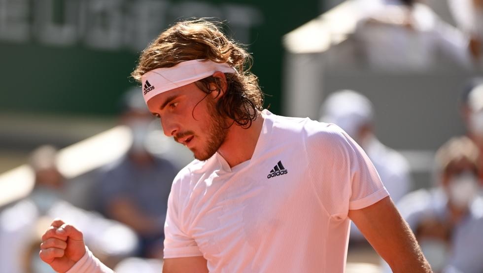 Roland Garros: Tsitsipas se convirtió en el primer finalista y espera rival