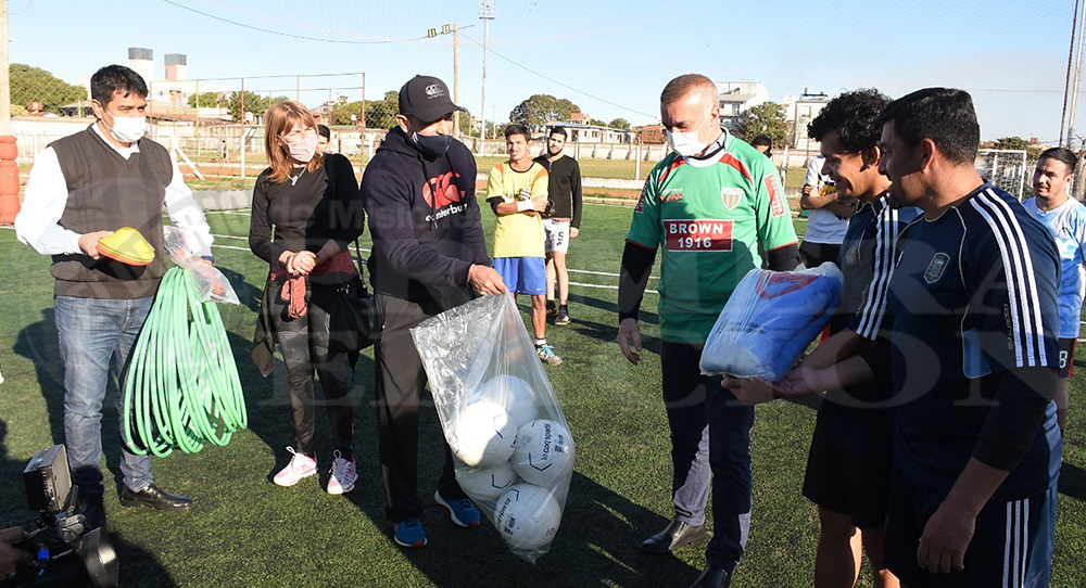 Jorge Gibson Brown - Escuela de Fútbol para Sordos e Hipoacúsicos