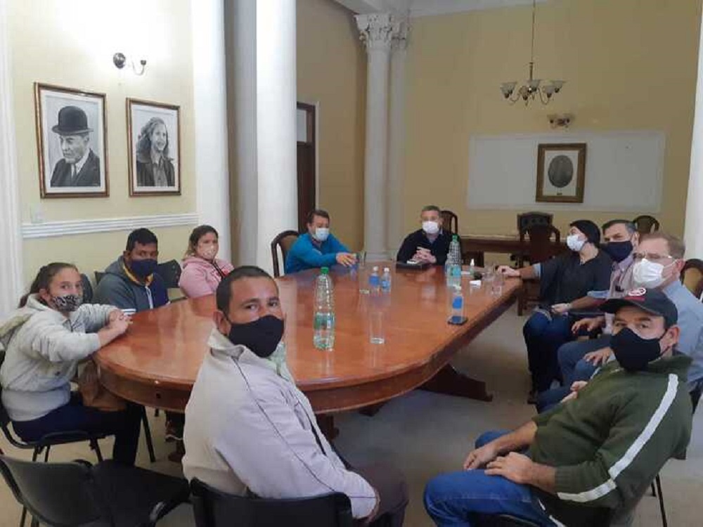 Buscan alternativas de solución al drama de los desalojados