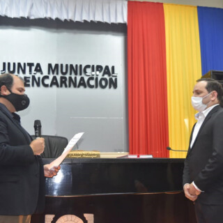 Encarnación tiene nuevo intendente tras la renuncia de Luis Yd