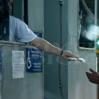 Sube peaje en la ruta 105: “Es un impuesto al tránsito, un castigo”