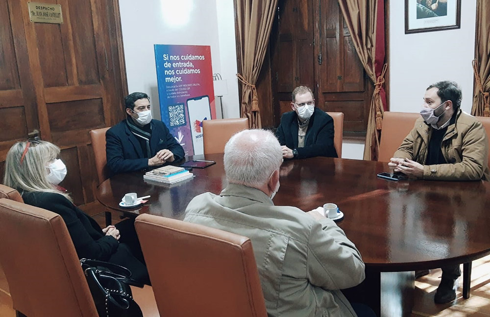 Evalúan actividades y capacitaciones conjuntas entre la UNaM y la Universidad de las Fuerzas de Seguridad de la Provincia