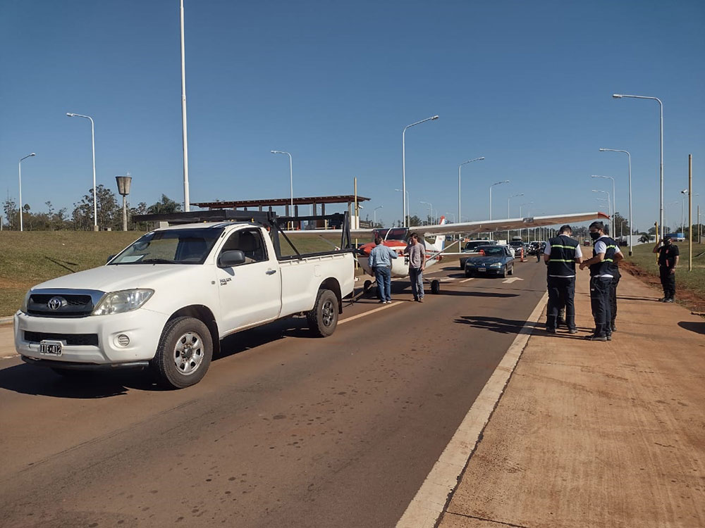 ¡Cuidado! avioneta en camino